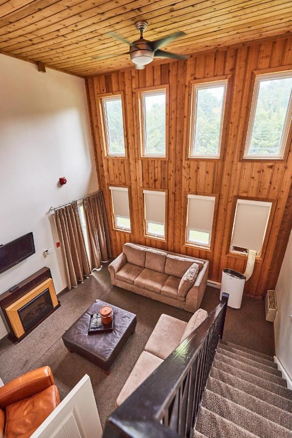 3 Pines Lodge Muskoka Гантсвілл Екстер'єр фото