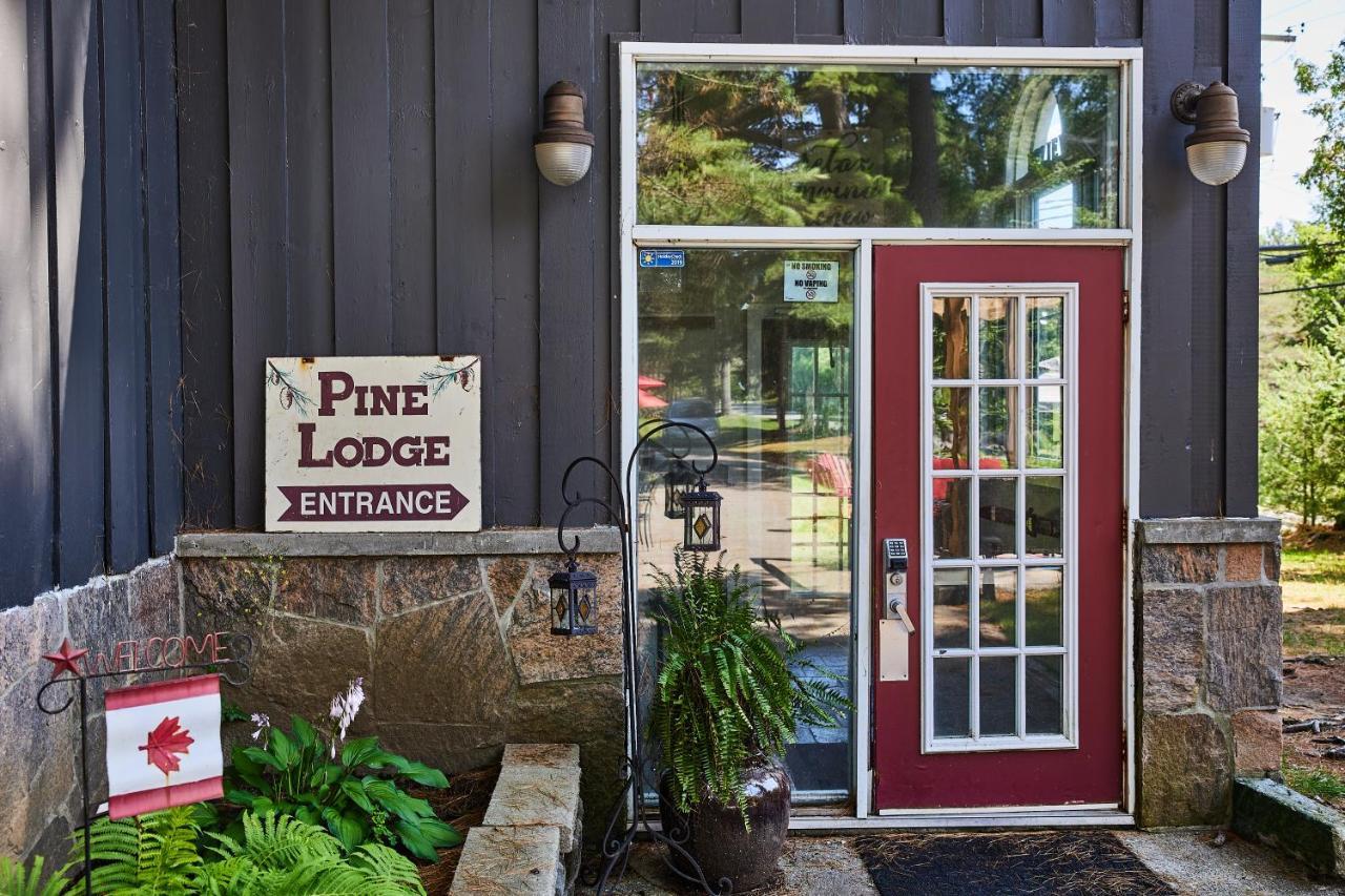 3 Pines Lodge Muskoka Гантсвілл Екстер'єр фото