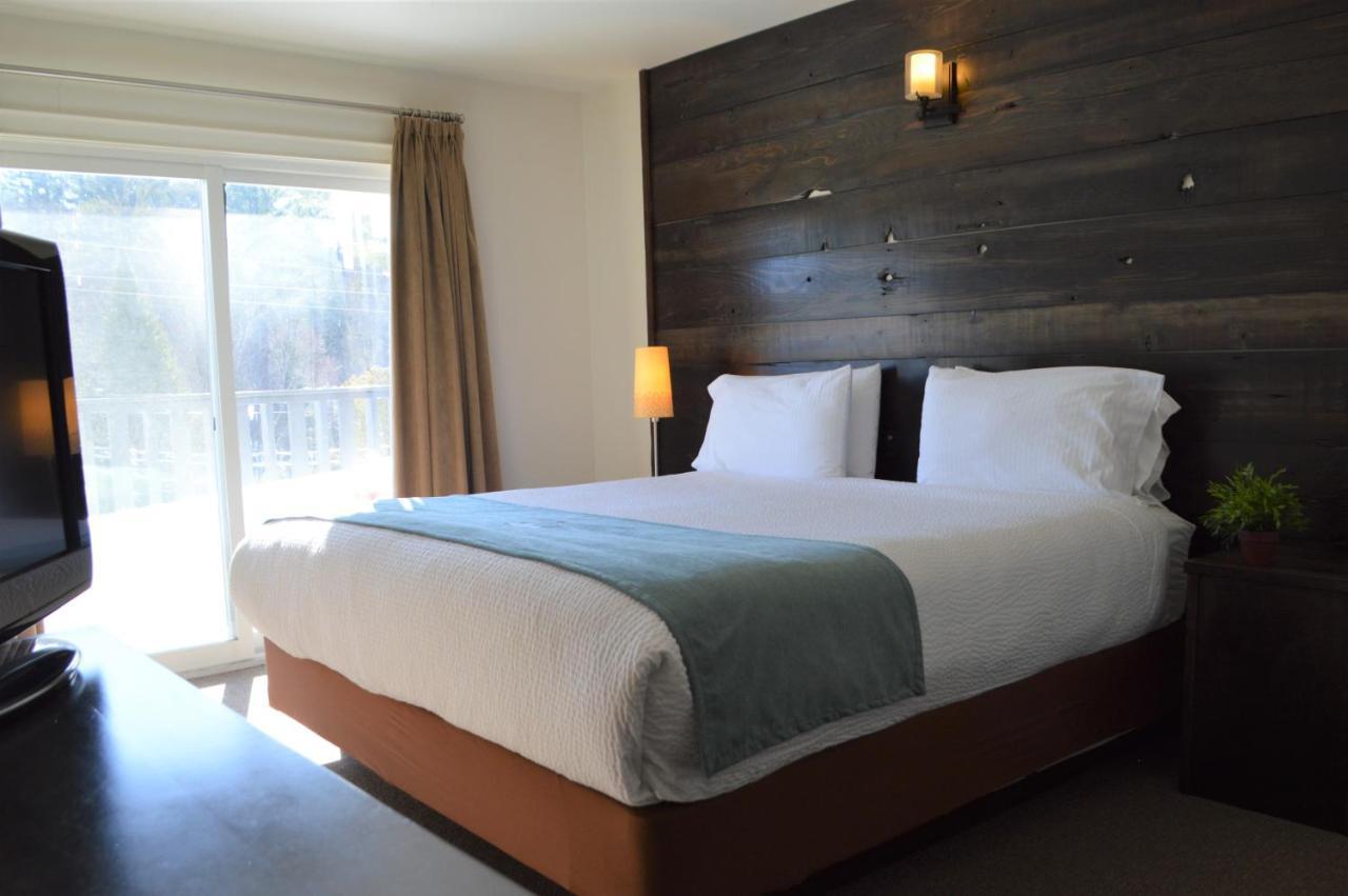3 Pines Lodge Muskoka Гантсвілл Екстер'єр фото