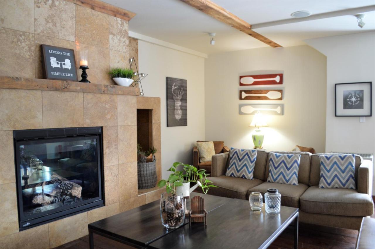 3 Pines Lodge Muskoka Гантсвілл Екстер'єр фото
