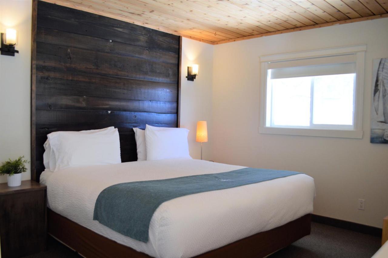 3 Pines Lodge Muskoka Гантсвілл Екстер'єр фото