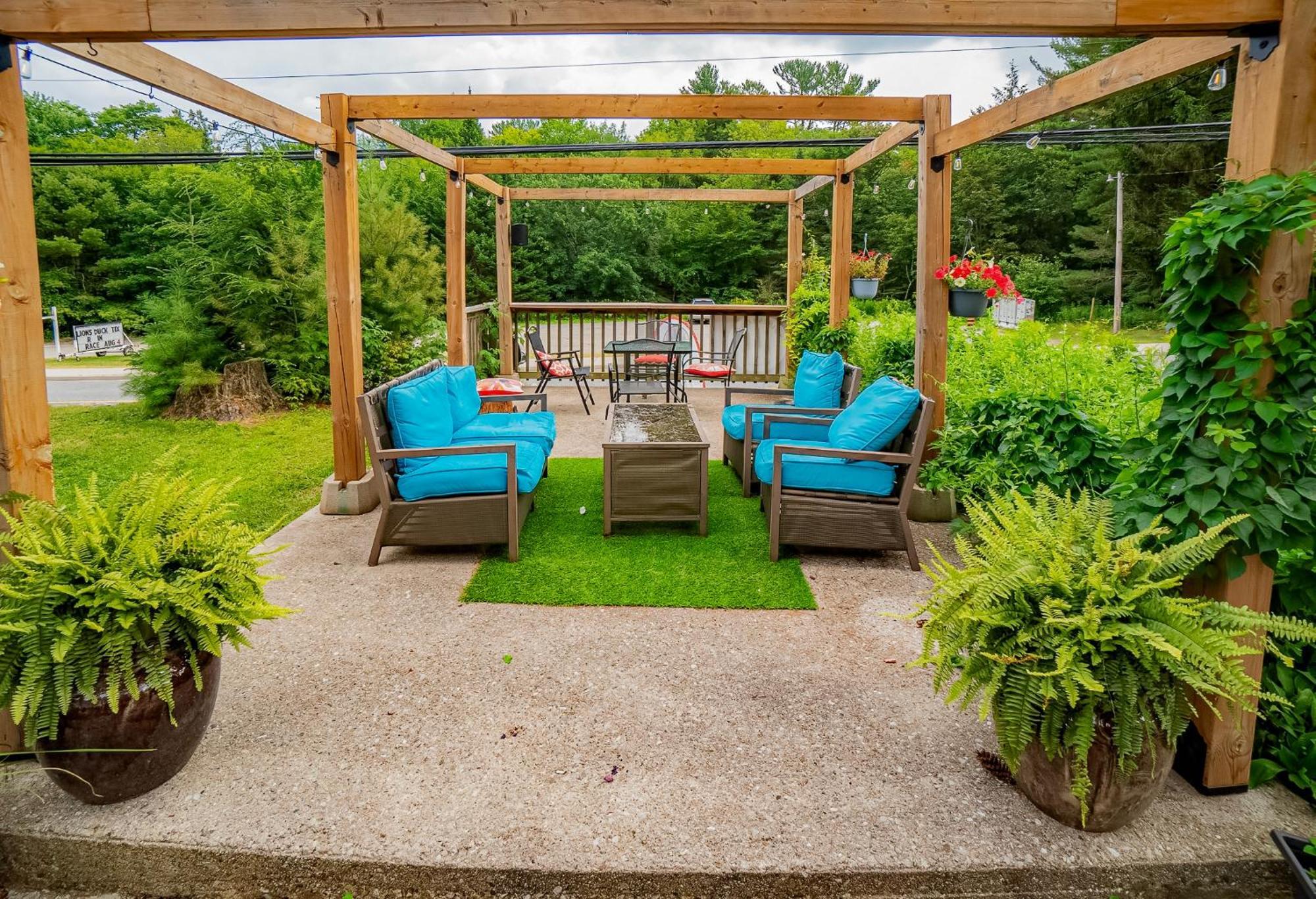 3 Pines Lodge Muskoka Гантсвілл Екстер'єр фото